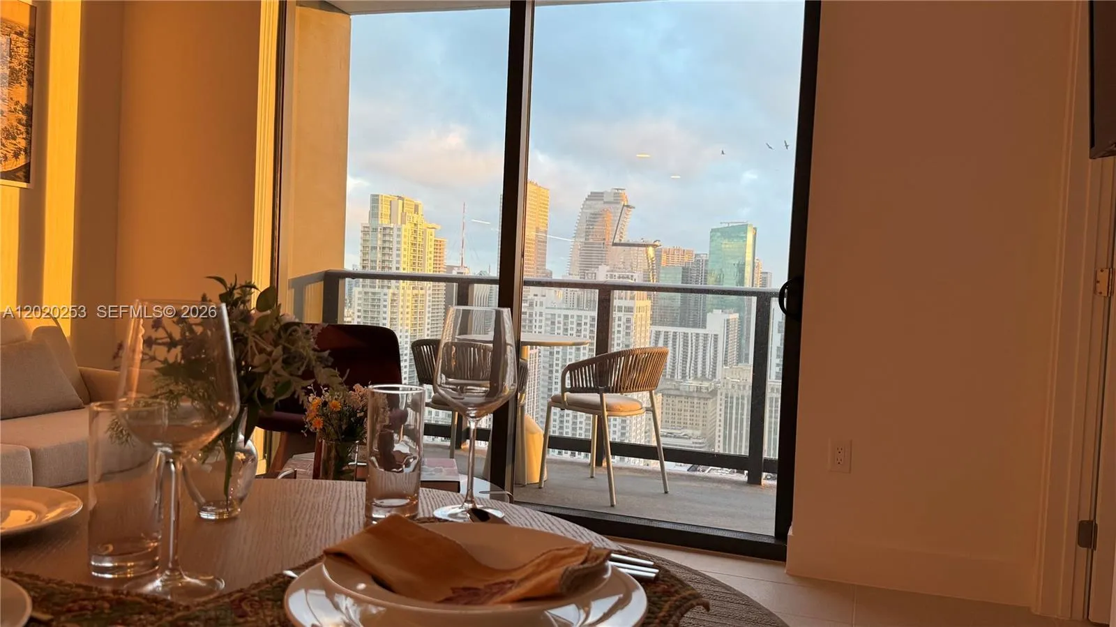 601 NE 1ST AVE # 3807, Miami FL 33132