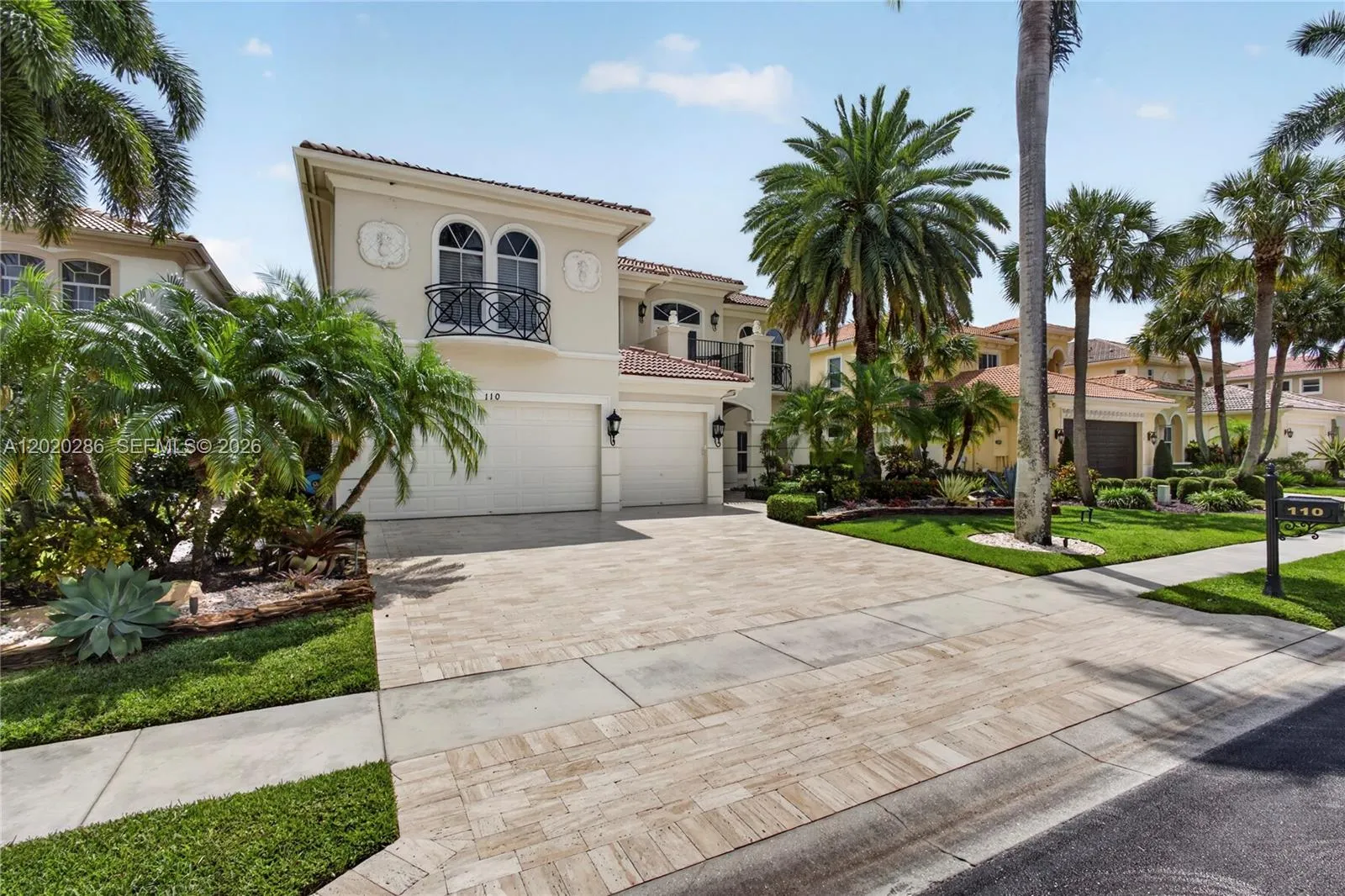 110 Abondance Dr, Palm Beach Gardens FL 33410