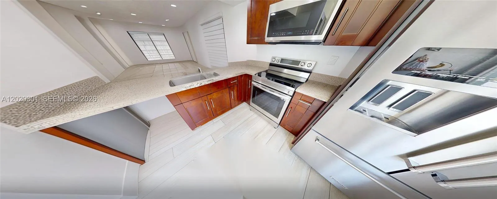 9830 SW 222nd St, Cutler Bay FL 33190