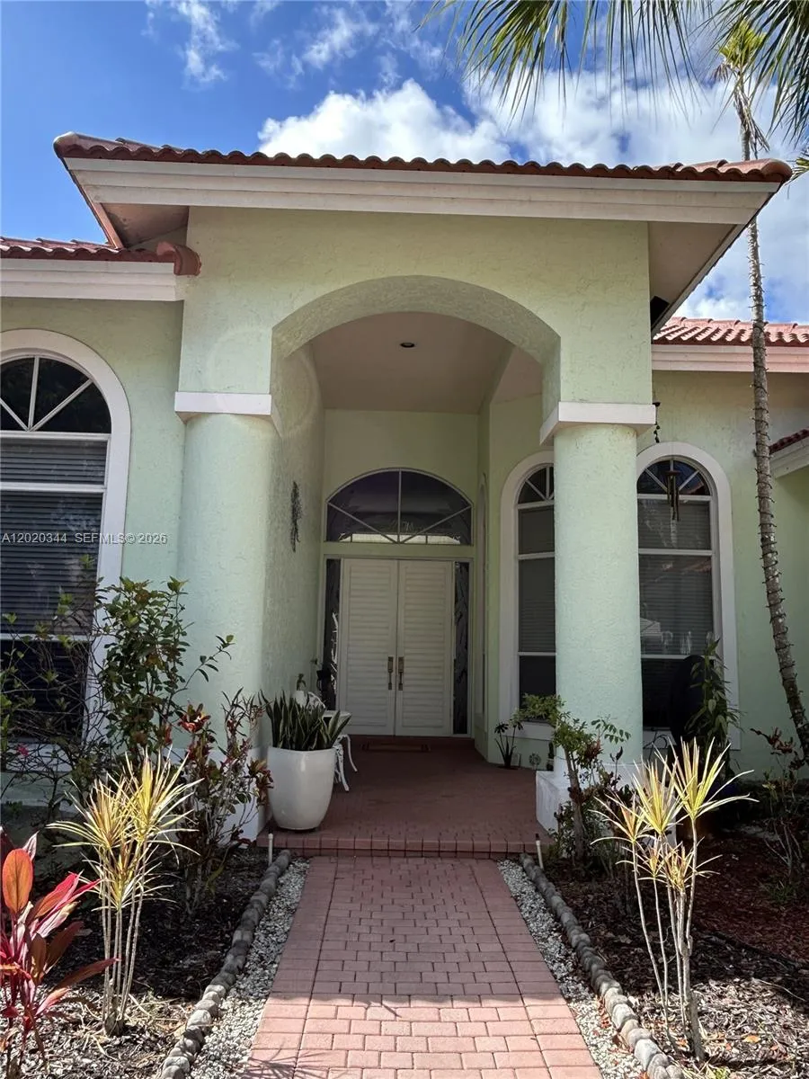 12044 NW 9th Pl, Coral Springs FL 33071