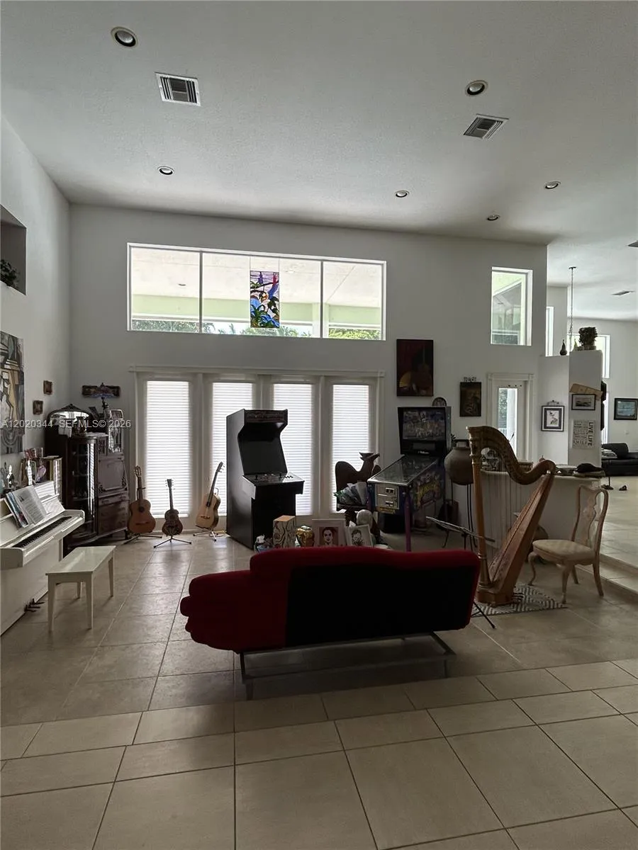 12044 NW 9th Pl, Coral Springs FL 33071