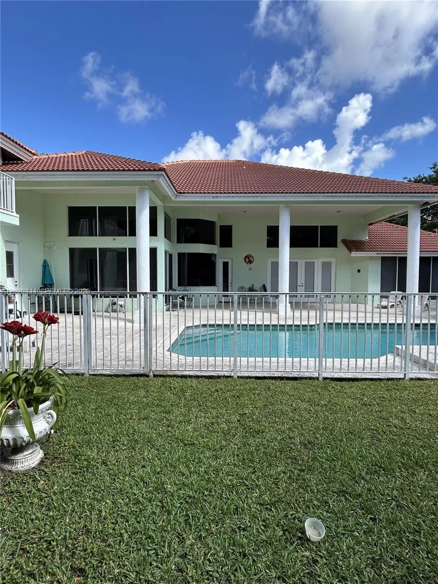 12044 NW 9th Pl, Coral Springs FL 33071
