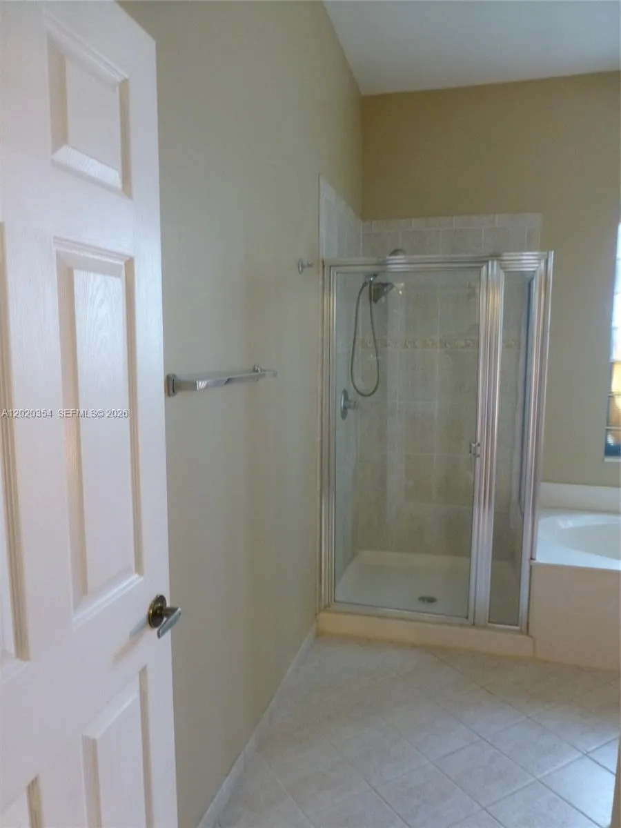 1139 Chenille Cir, Weston FL 33327