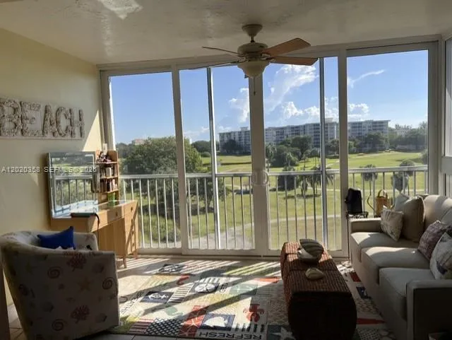 2 bedroom 2 bath for sale at 2901 S Palm Aire Dr # 603, Pompano Beach FL 33069
