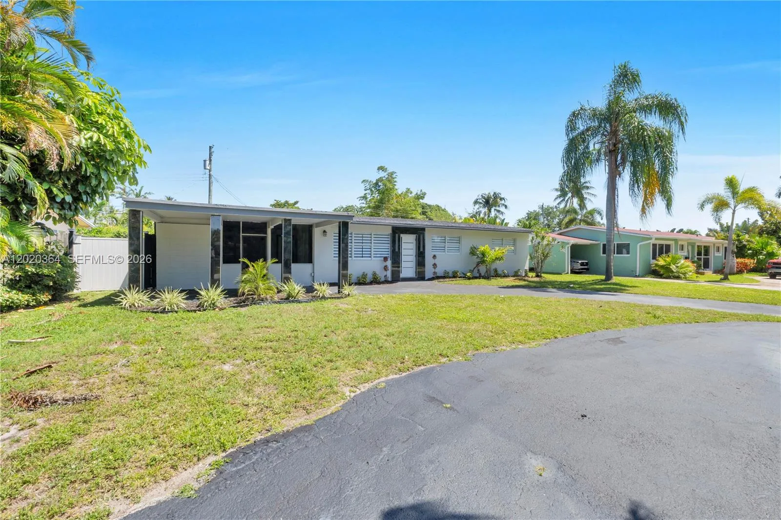 317 NW 27th St, Wilton Manors FL 33311