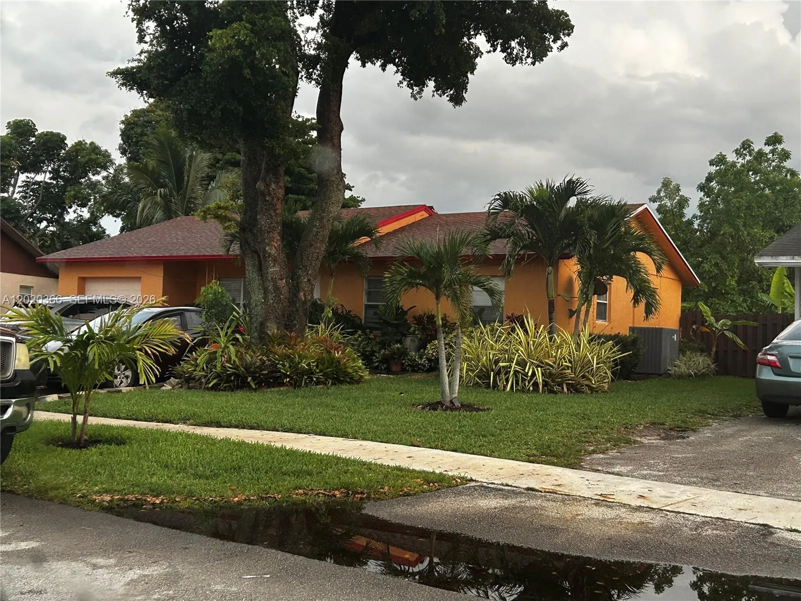 5 bedroom 2 bath for sale at 7922 SW 4th Pl, North Lauderdale FL 33068