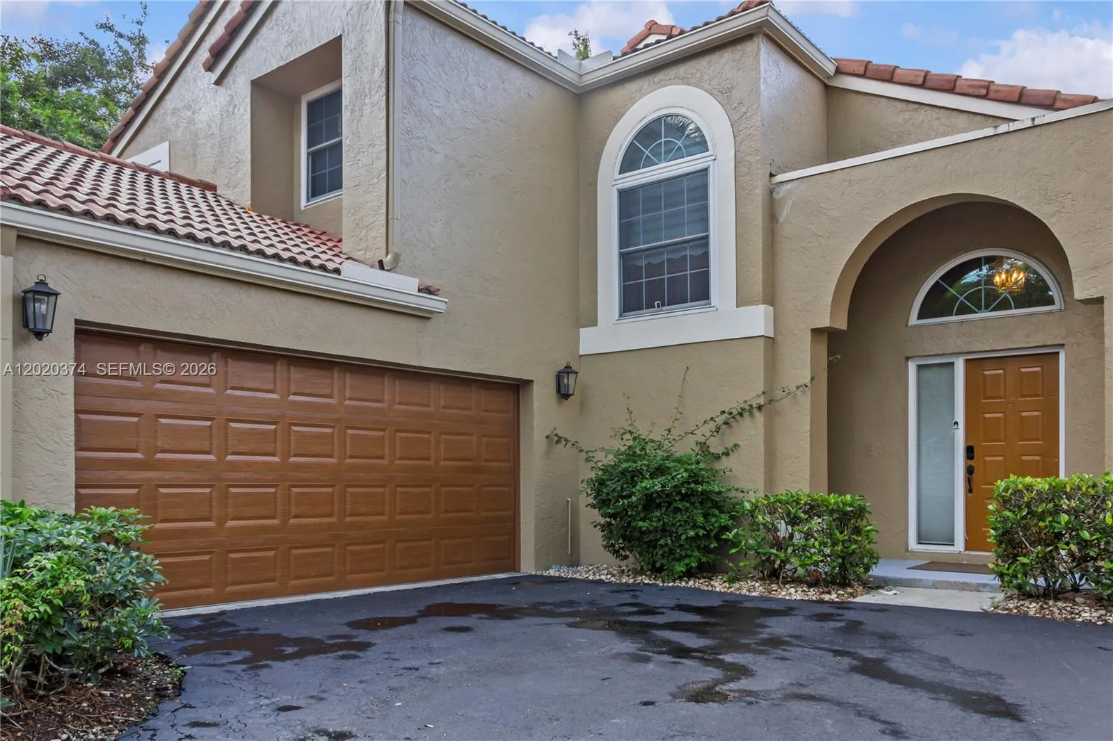 6885 NW 75th Pl, Parkland FL 33067