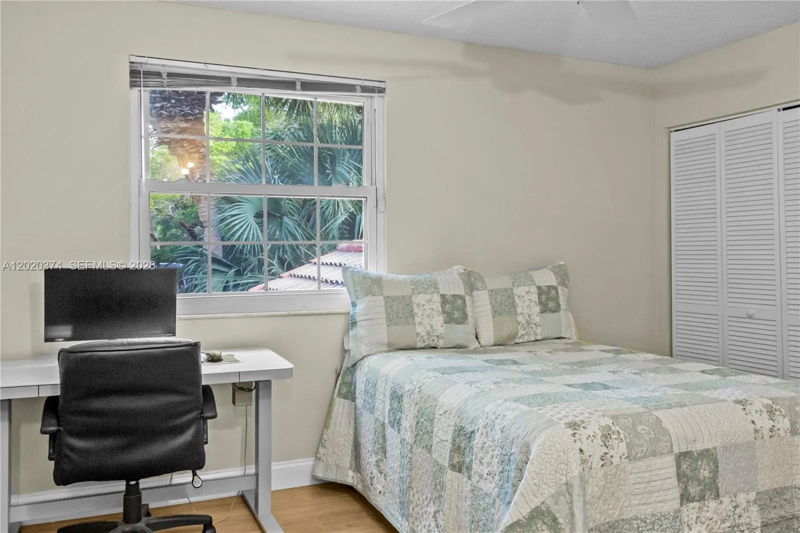 6885 NW 75th Pl, Parkland FL 33067