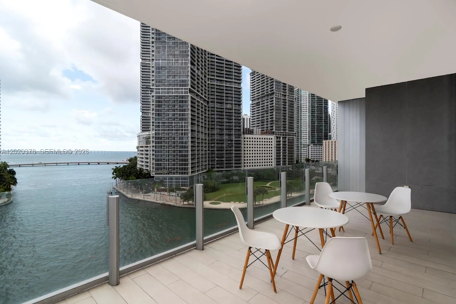 300 Biscayne Boulevard Way # 802E, Miami FL 33131
