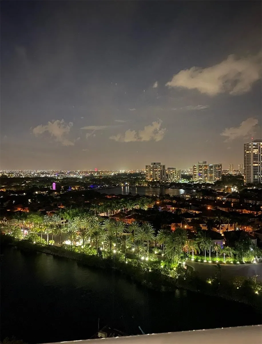 20505 E Country Club Dr # 1739, Aventura FL 33180