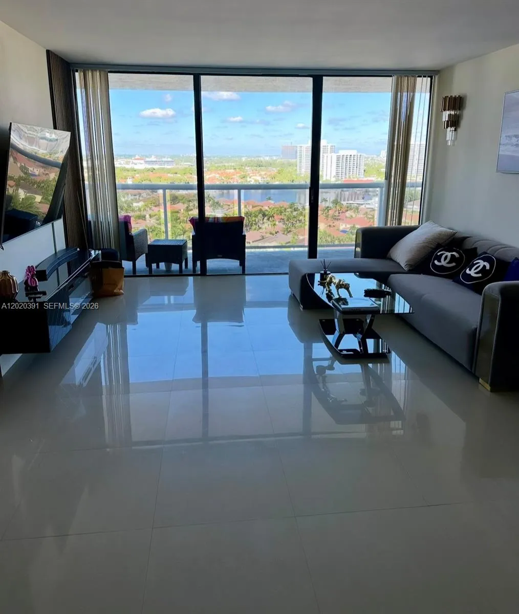 20505 E Country Club Dr # 1739, Aventura FL 33180