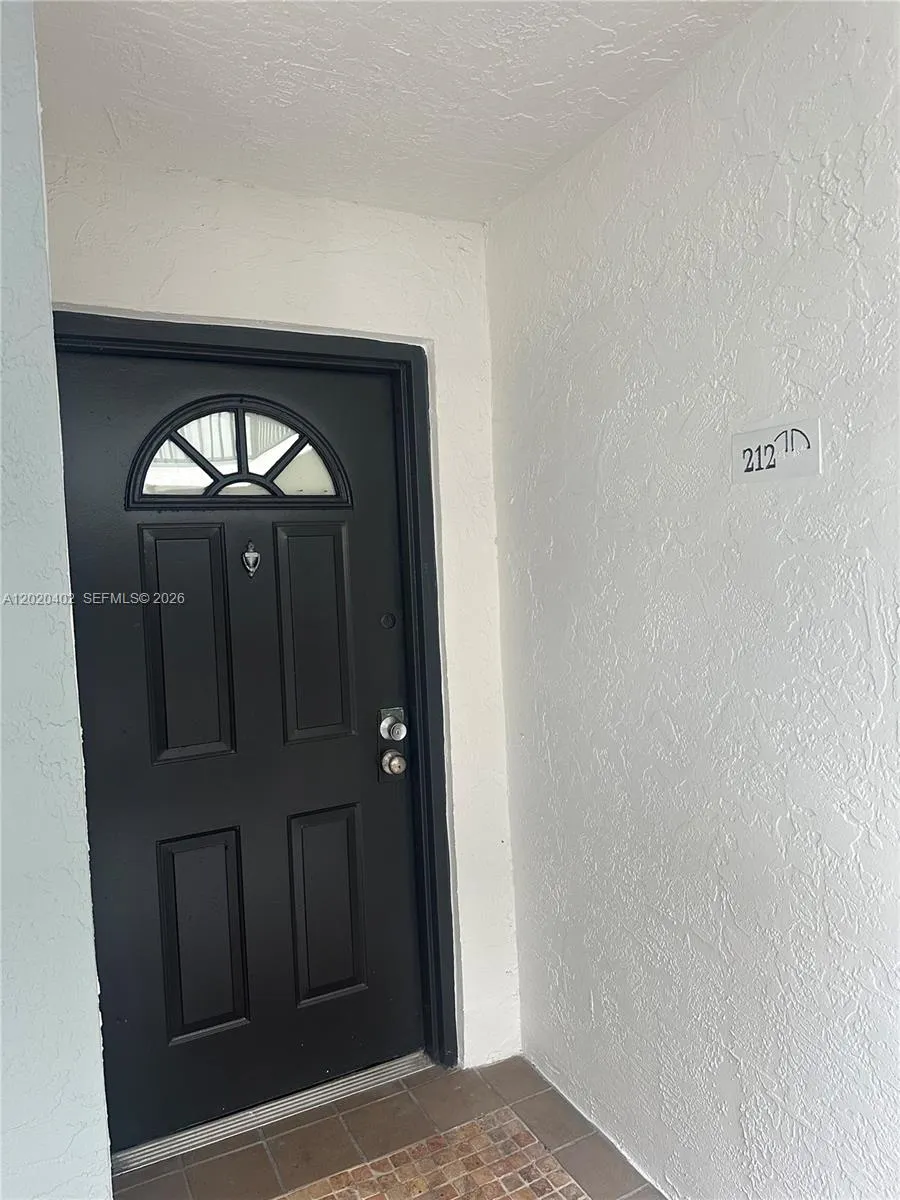6272 NW 186th St # 212, Hialeah FL 33015