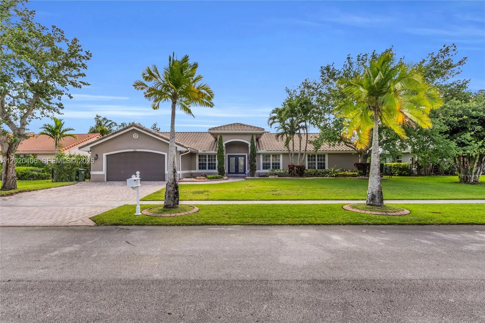 321 NW 193rd Ave, Pembroke Pines FL 33029