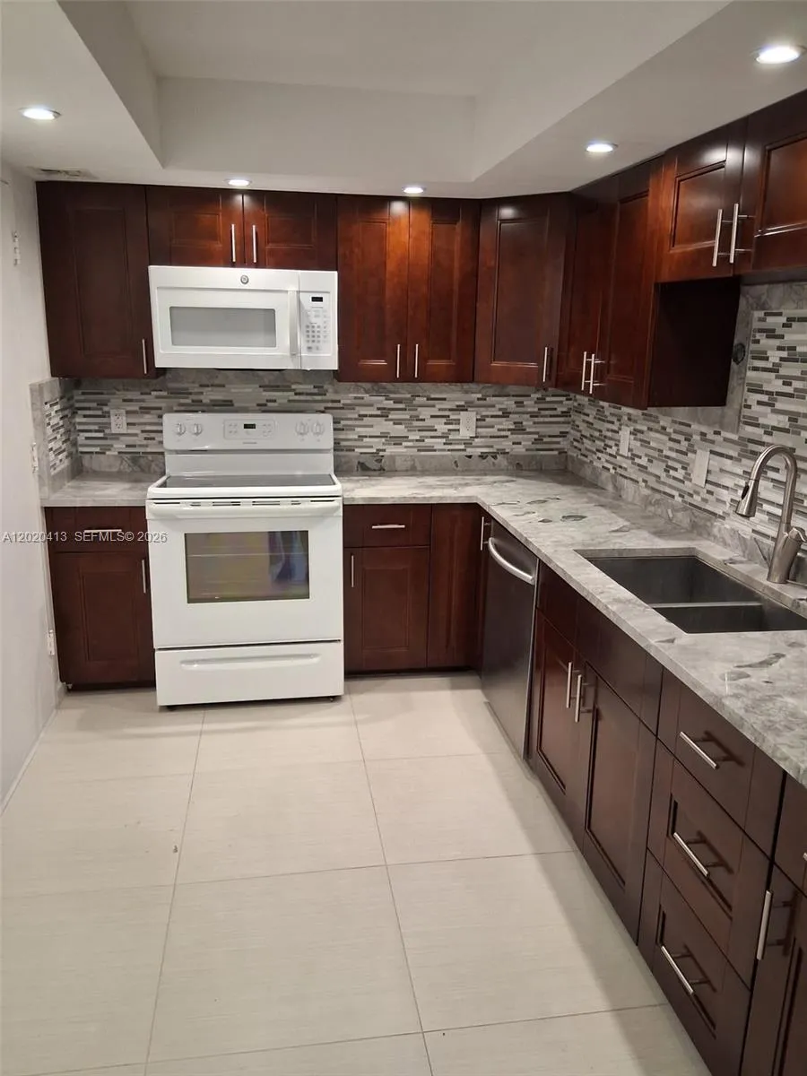 405 N Ocean Blvd # 1815, Pompano Beach FL 33062