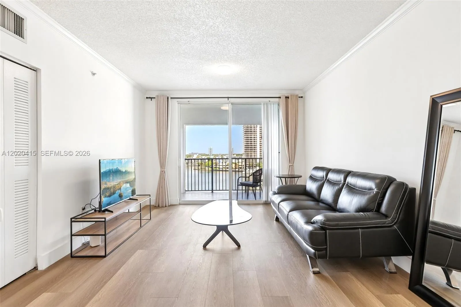 17150 N Bay Rd # 2808, Sunny Isles Beach FL 33160