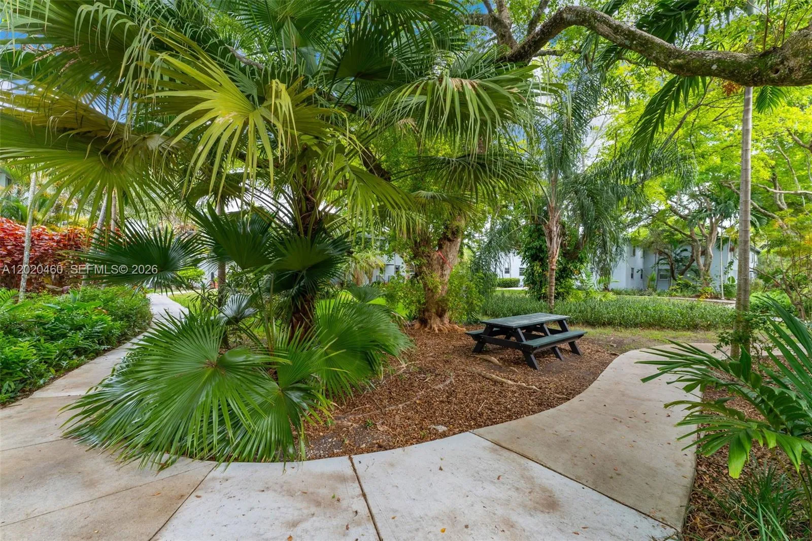 5540 SW 78th St # 32C, Miami FL 33143