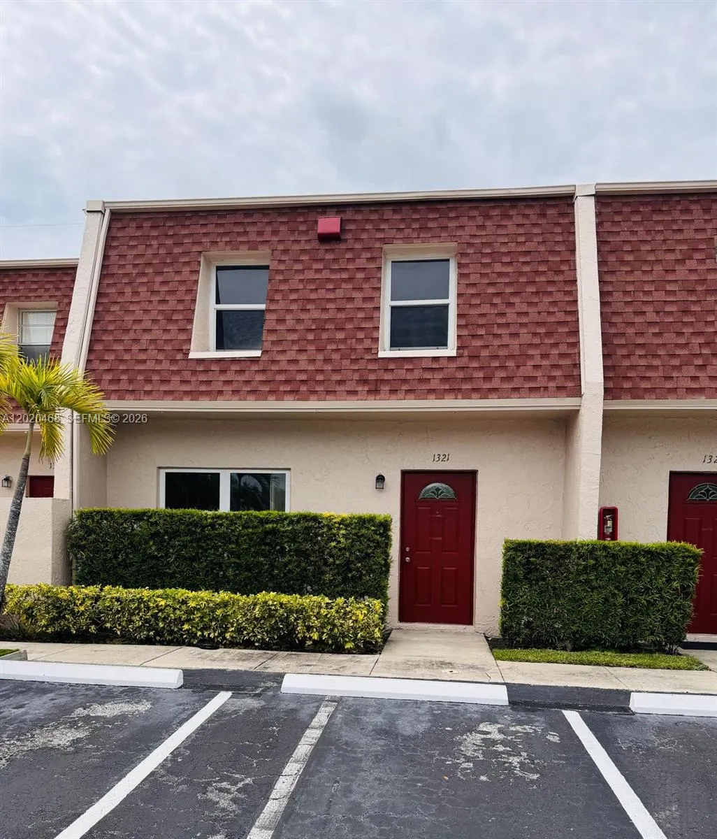 1321 Partridge Close # 60, Pompano Beach FL 33064