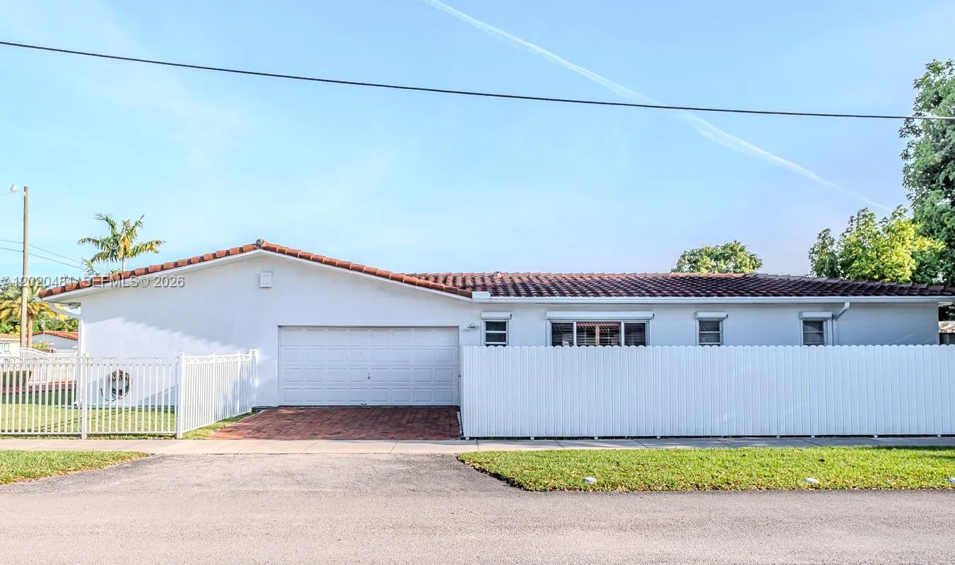 3400 SW 108th Ave, Miami FL 33165
