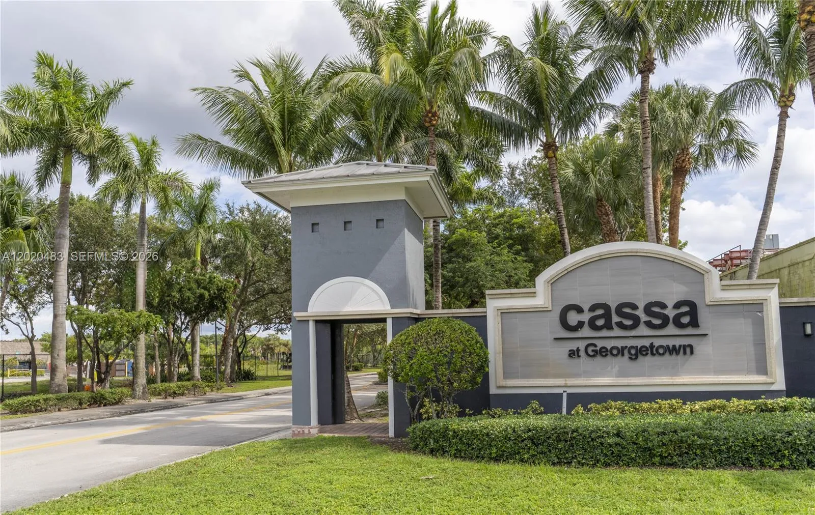 3 bedroom 2 bath for sale at 1415 NW 34th Way, Lauderhill FL 33311