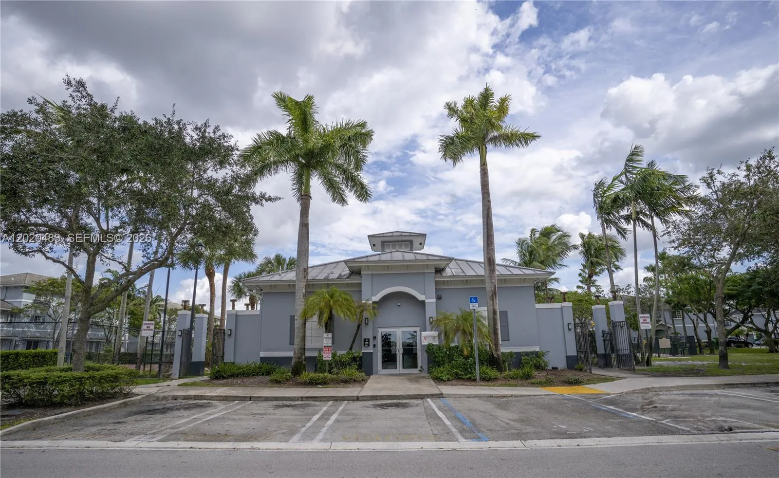 1415 NW 34th Way, Lauderhill FL 33311