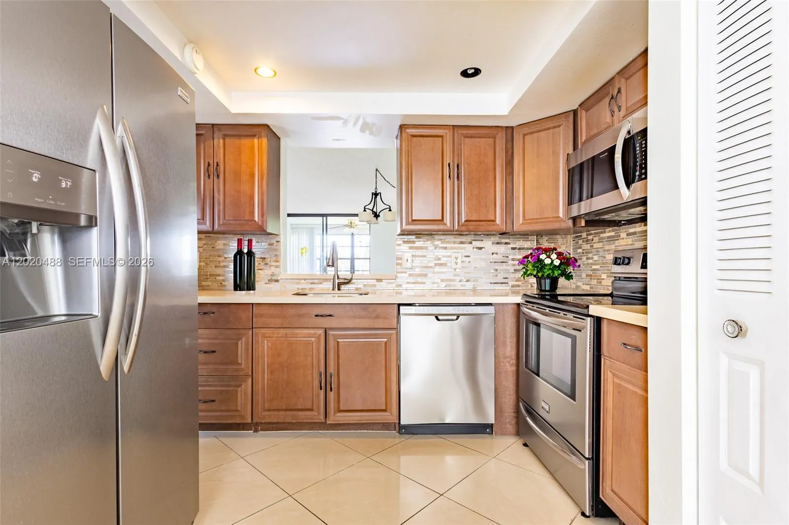 2 bedroom 2 bath for sale at 7350 NW 18th St # 206, Margate FL 33063