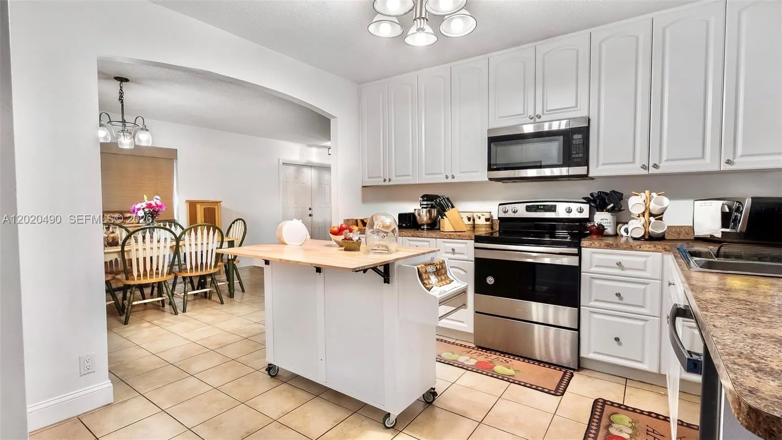 500 NW 96th Ter, Pembroke Pines FL 33024