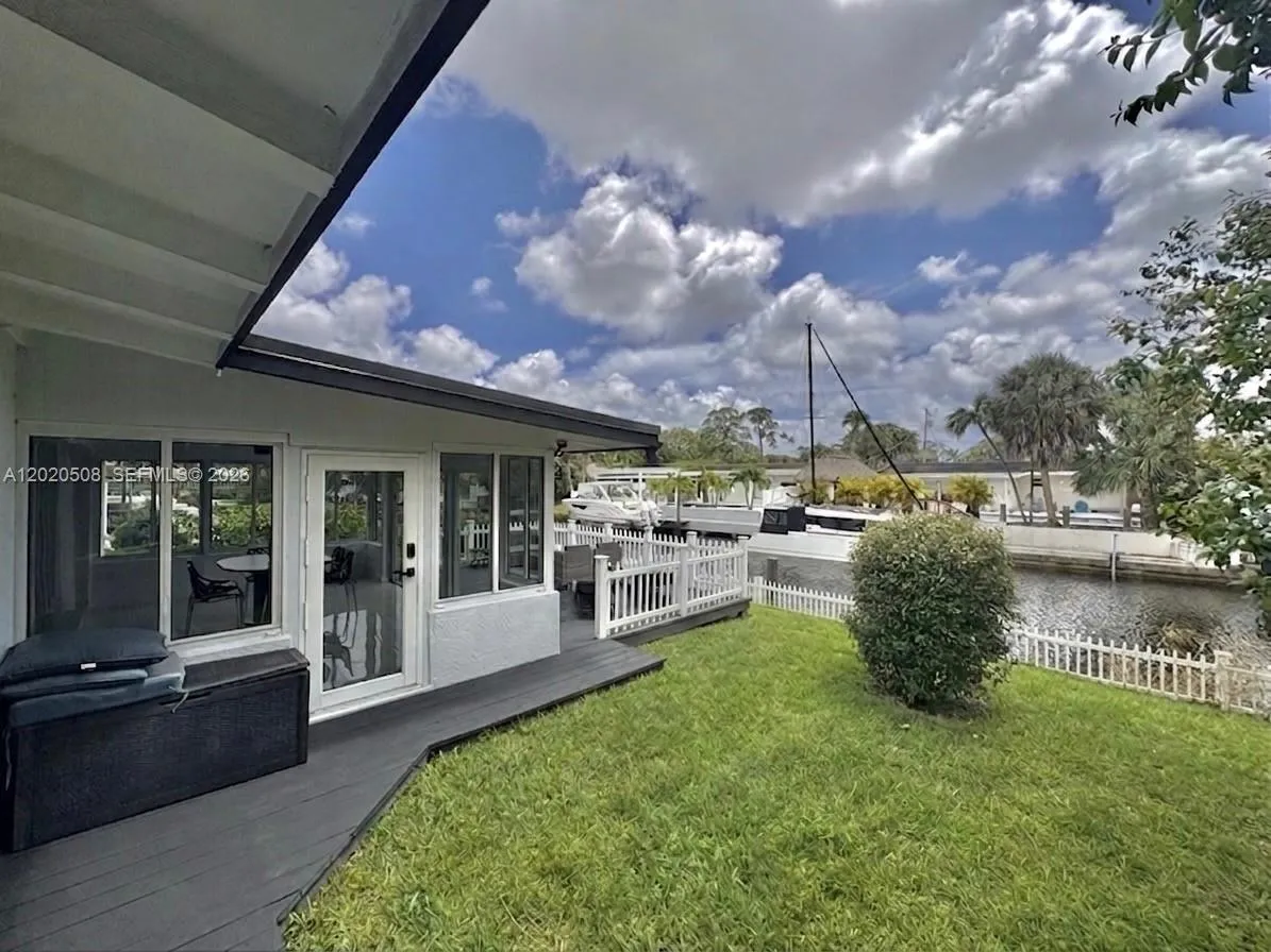 2430 Key Largo Ln # 0, Fort Lauderdale FL 33312