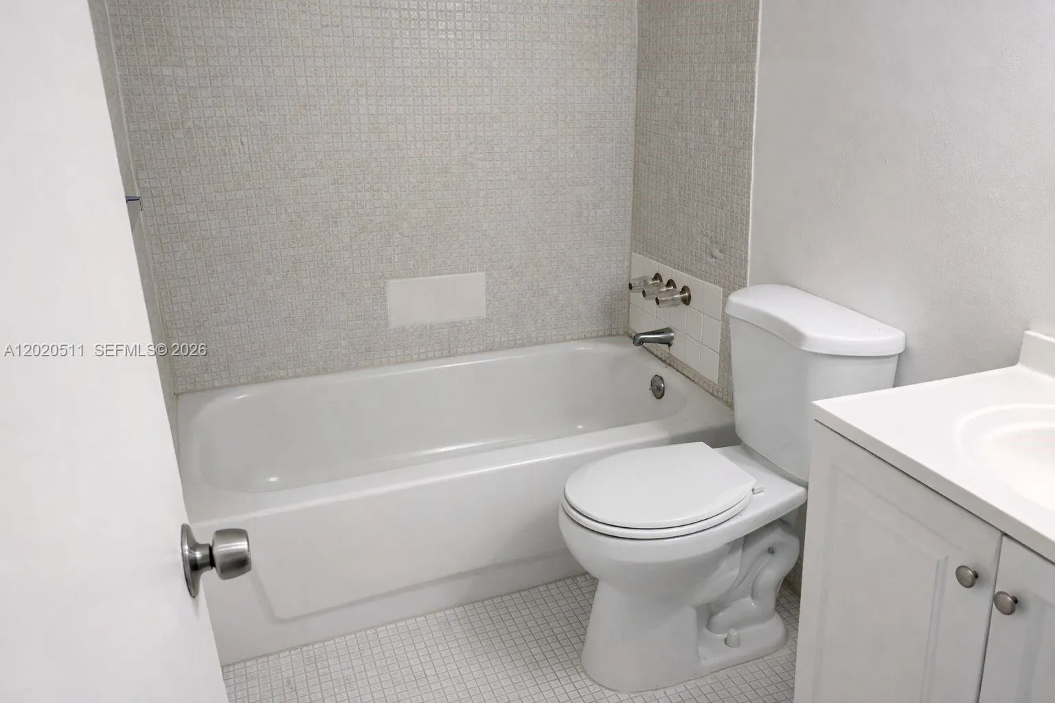 496 NW 165th # 412, Miami FL 33169