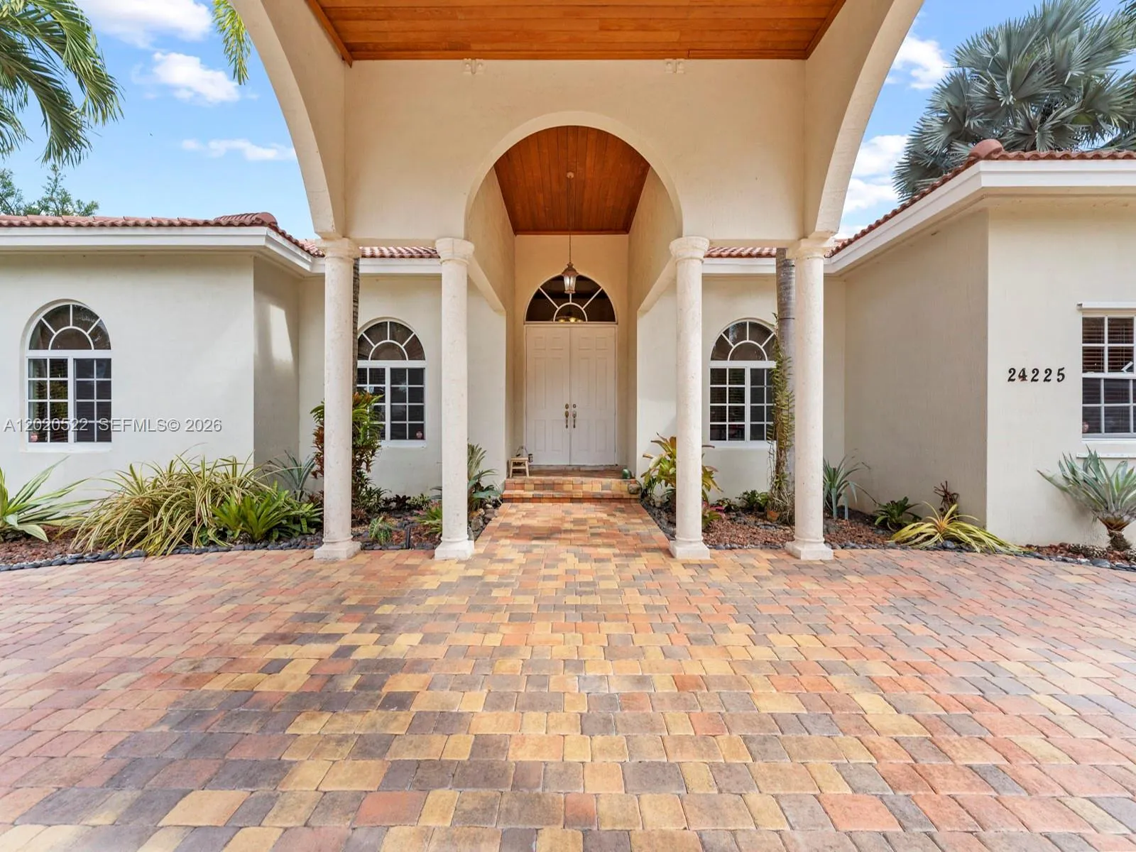 24225 SW 198th Ave, Homestead FL 33031