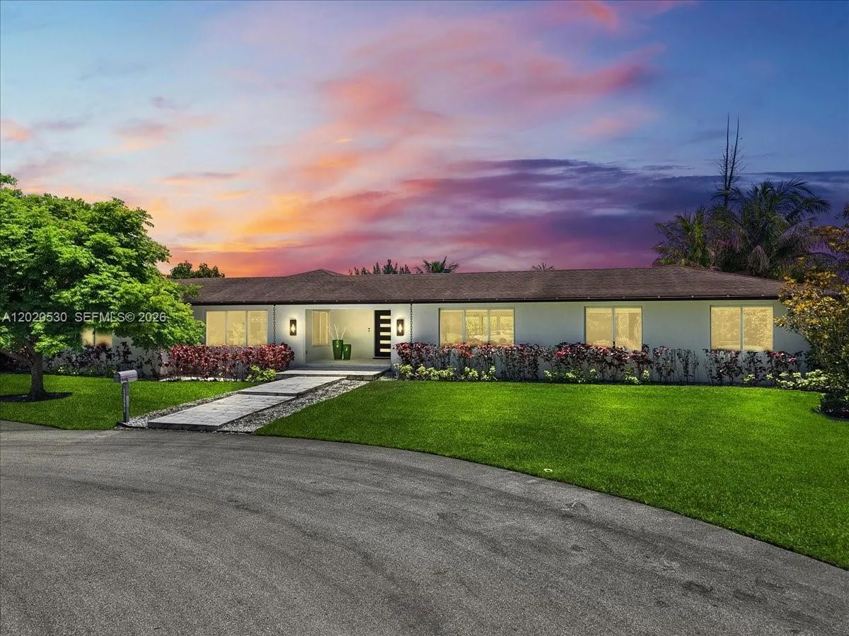 11600 SW 1st St, Plantation FL 33325
