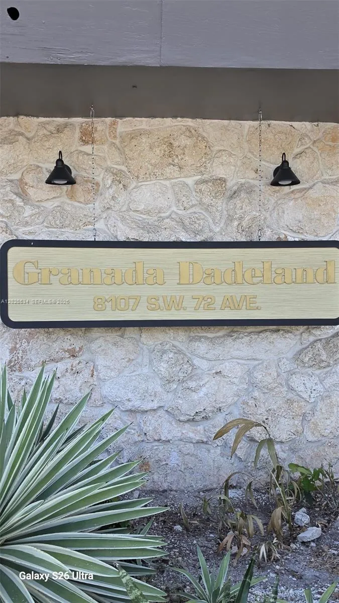 8107 SW 72nd Ave # 423E, Miami FL 33143