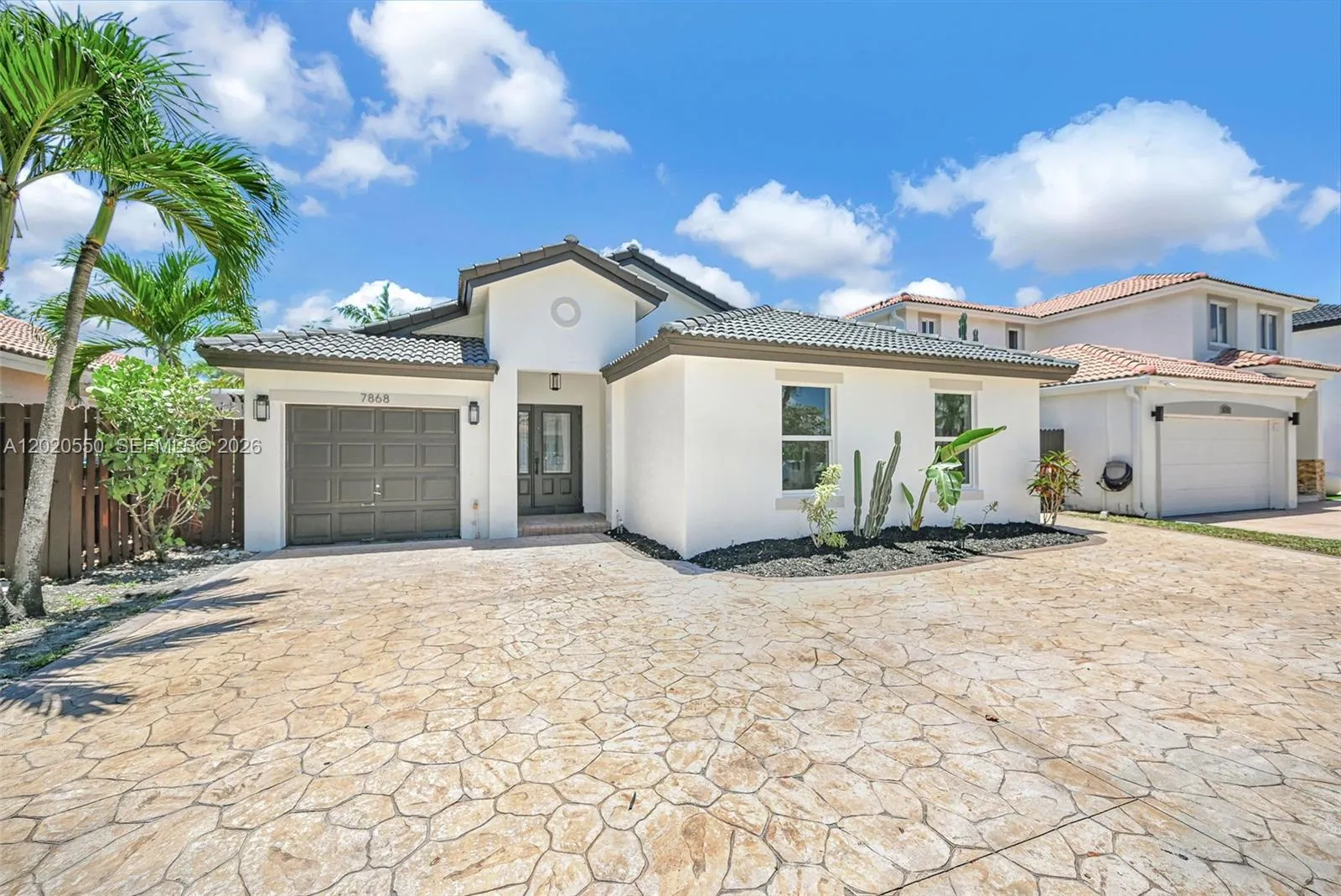 7868 NW 194th St, Hialeah FL 33015