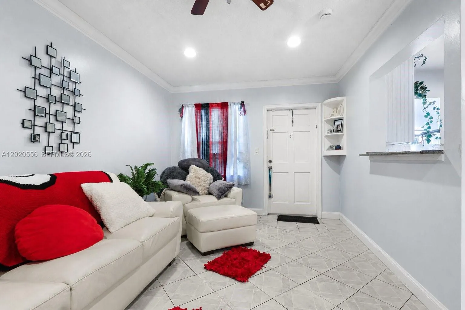 1 bedroom 1 bath for sale at 2219 Polk St # 5A, Hollywood FL 33020