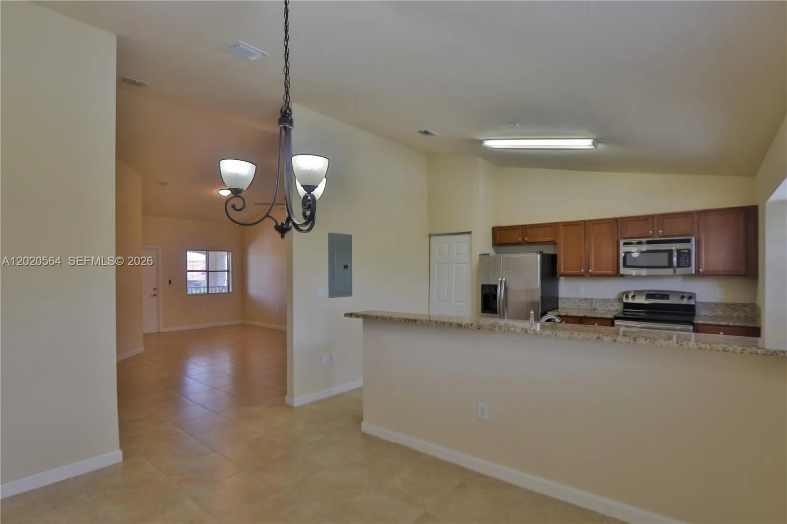 22421 SW 88th Pl # 2, Cutler Bay FL 33190