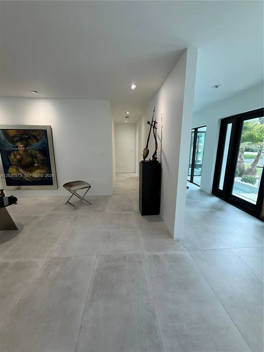 439 Hardee Rd, Coral Gables FL 33146