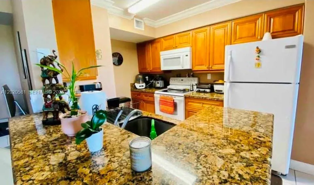 15221 SW 80th St # 406, Miami FL 33193