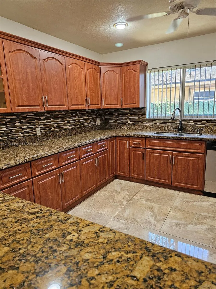 15851 NW 37th Ct, Miami Gardens FL 33054