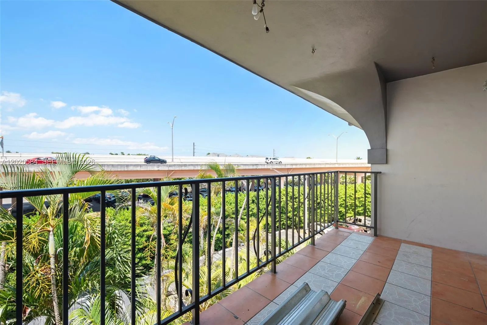 8107 SW 72nd Ave # 413E, Miami FL 33143