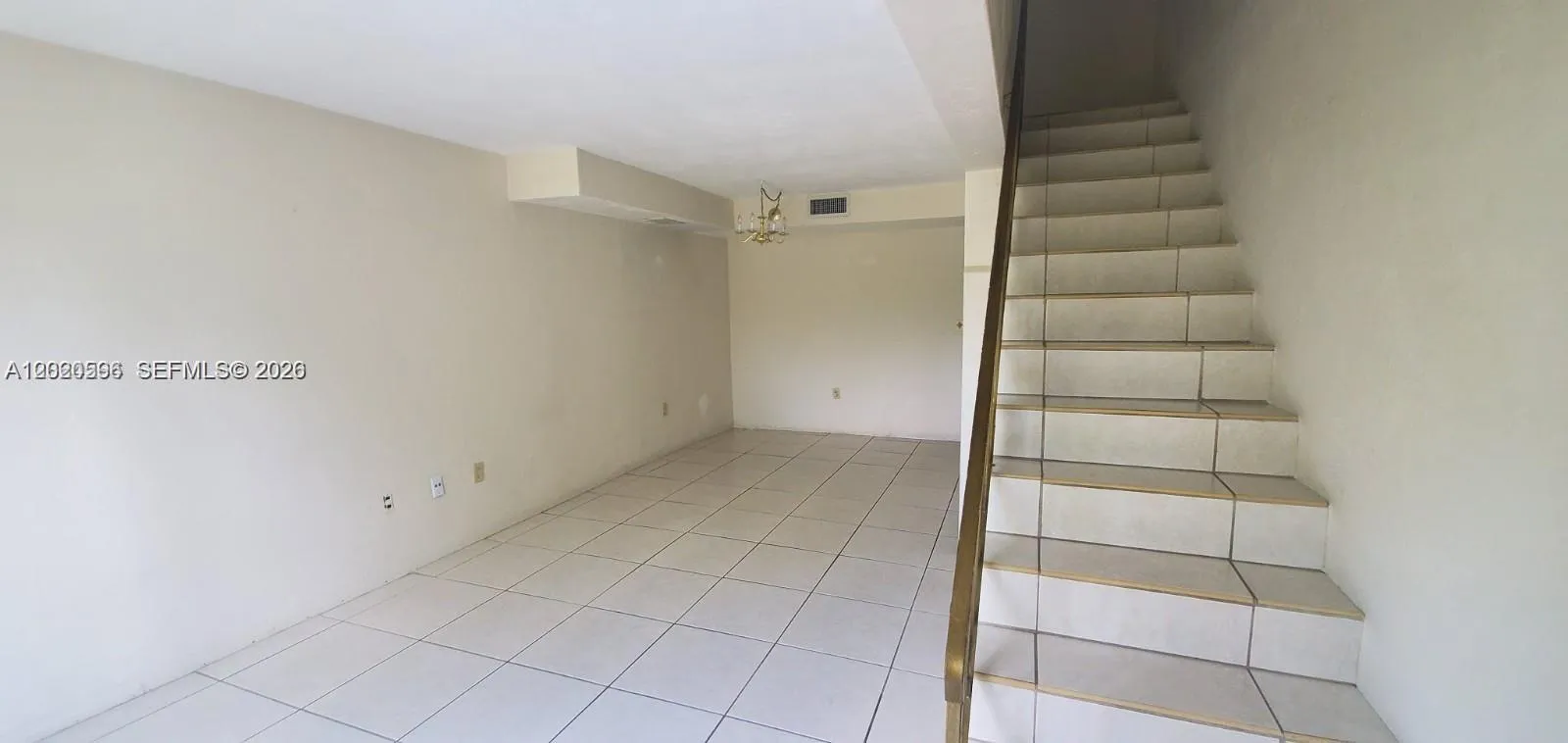 465 Swallow Dr # 9, Miami Springs FL 33166