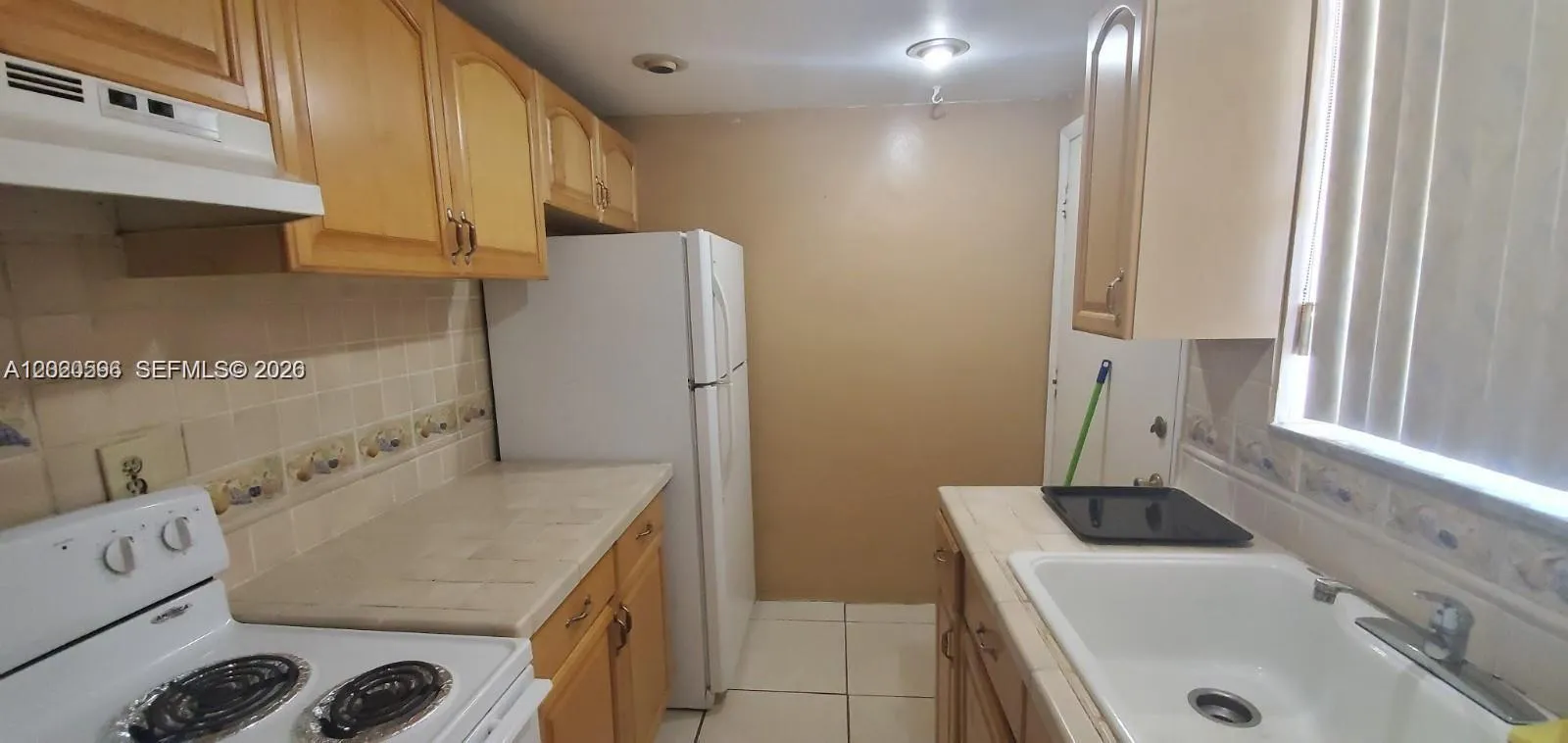 465 Swallow Dr # 9, Miami Springs FL 33166
