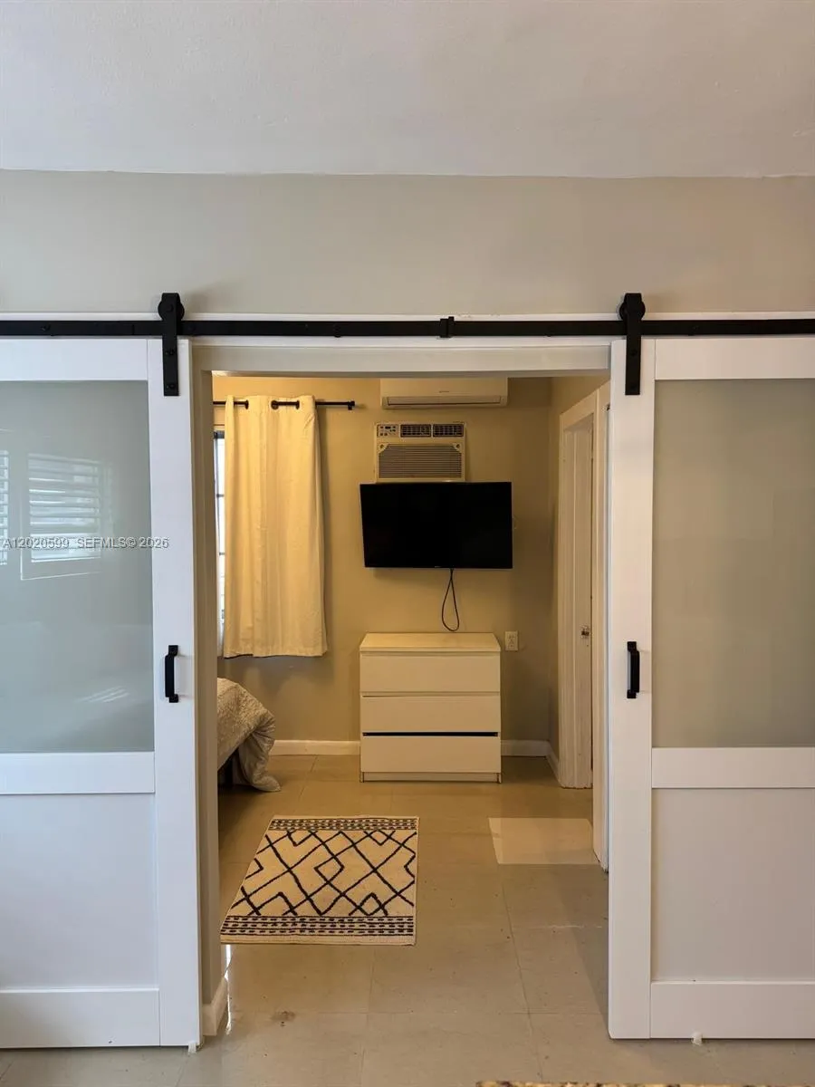 6767 Indian Creek Dr # 11, Miami Beach FL 33141