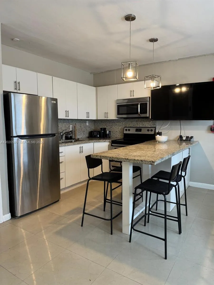 6767 Indian Creek Dr # 11, Miami Beach FL 33141