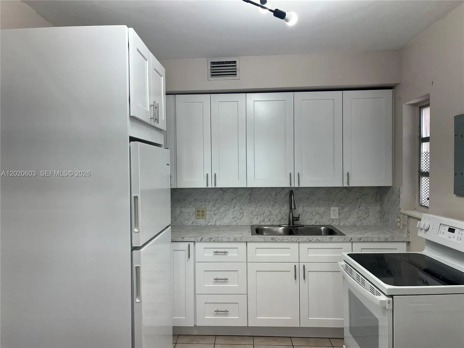 3750 SW 27th St, Miami FL 33134