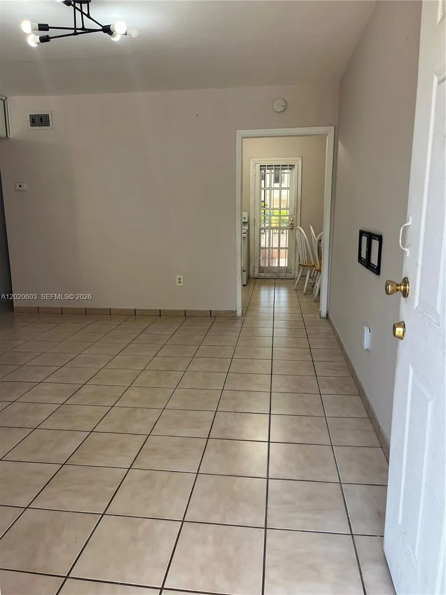 3750 SW 27th St, Miami FL 33134