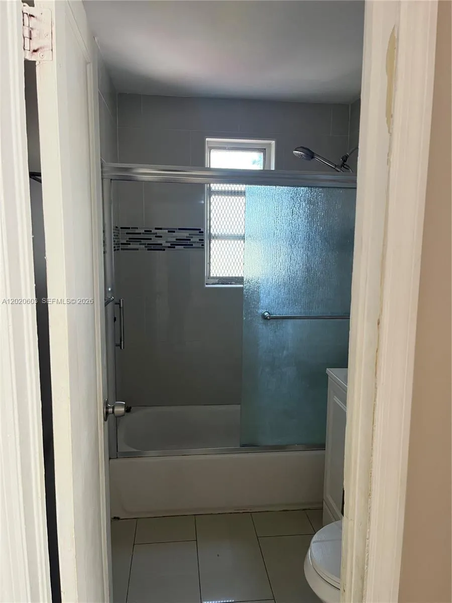 3750 SW 27th St, Miami FL 33134