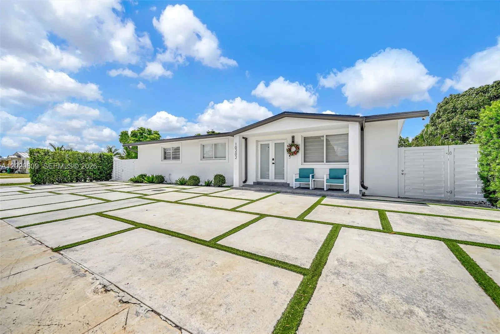 10202 SW 33rd St, Miami FL 33165