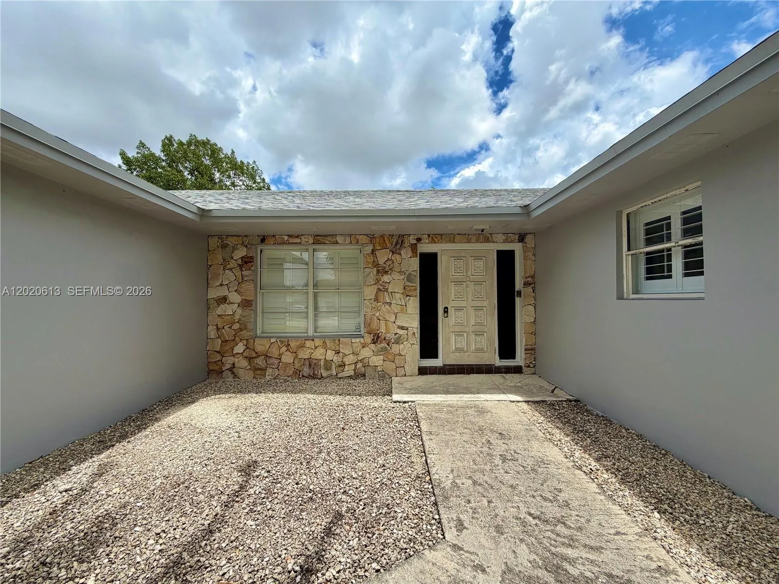 11541 SW 97th St, Miami FL 33176