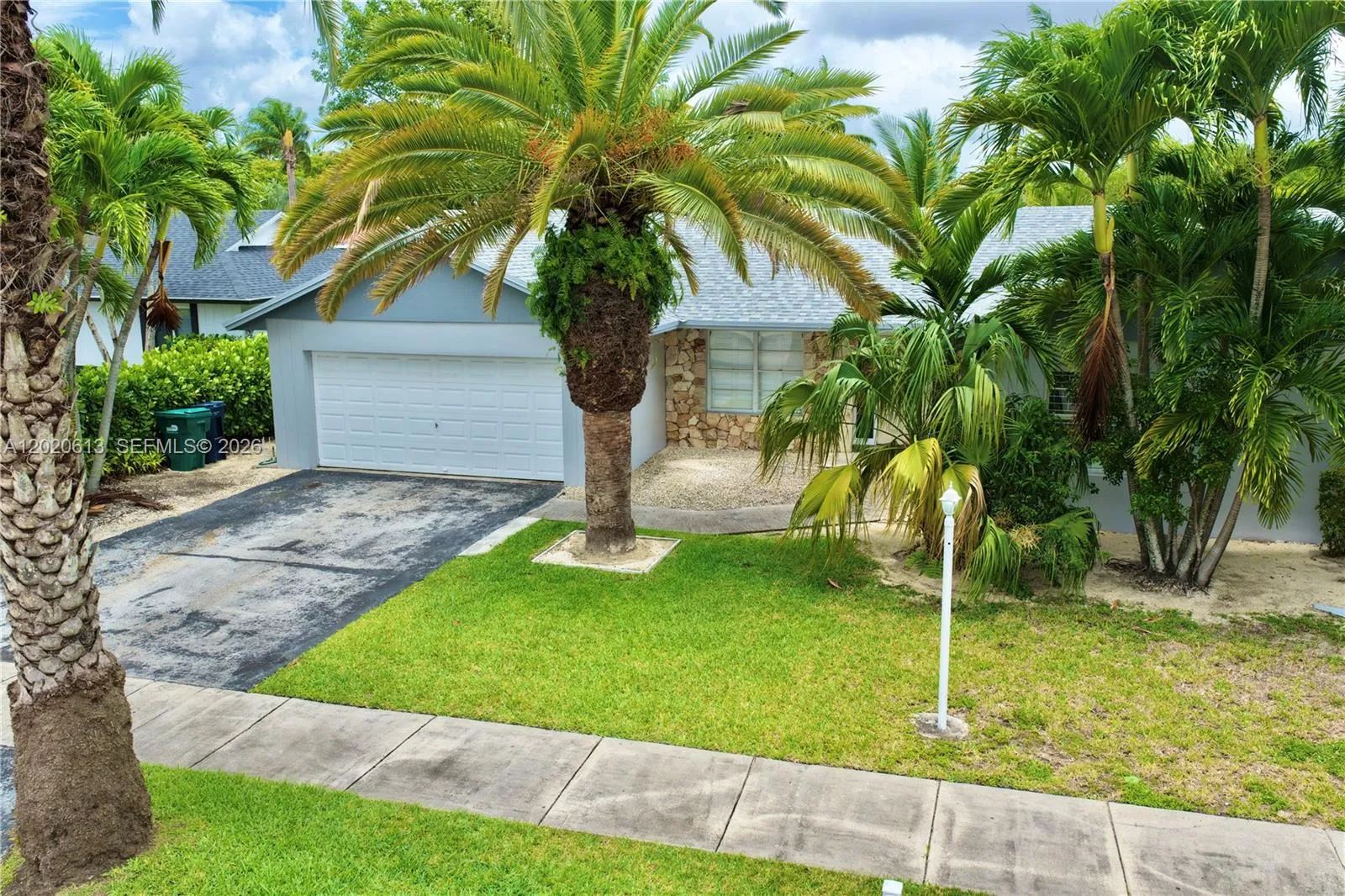 11541 SW 97th St, Miami FL 33176