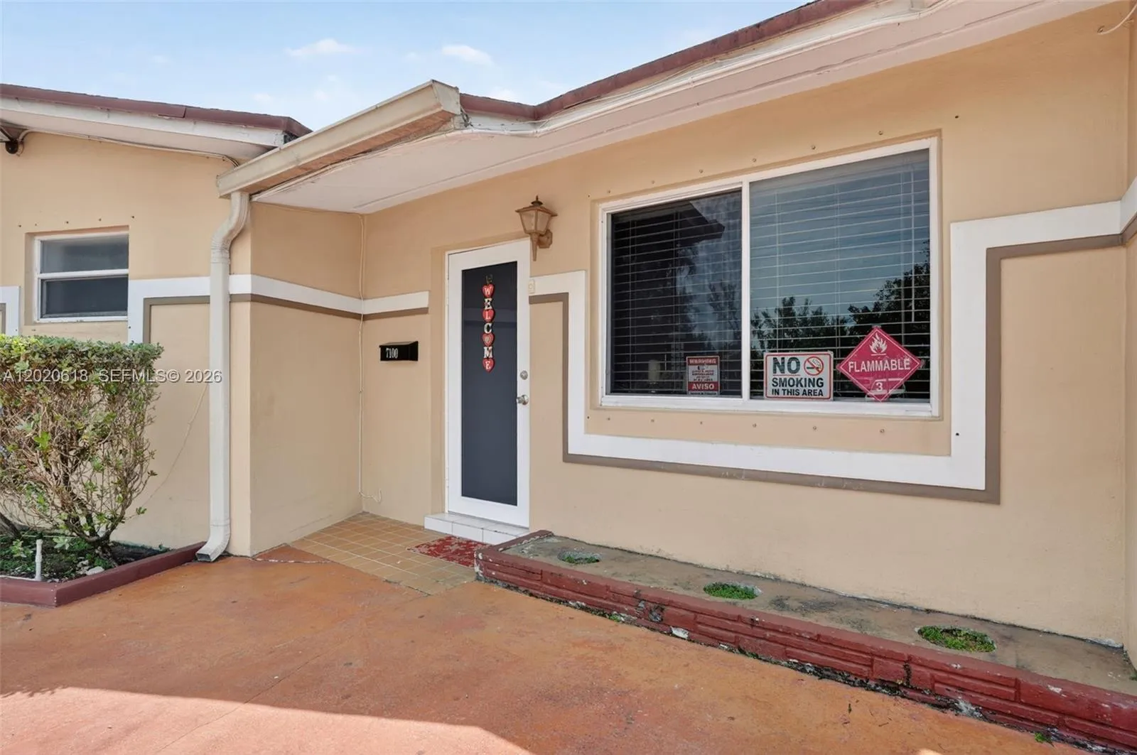 7100 NW 1st Ter, Miami FL 33126