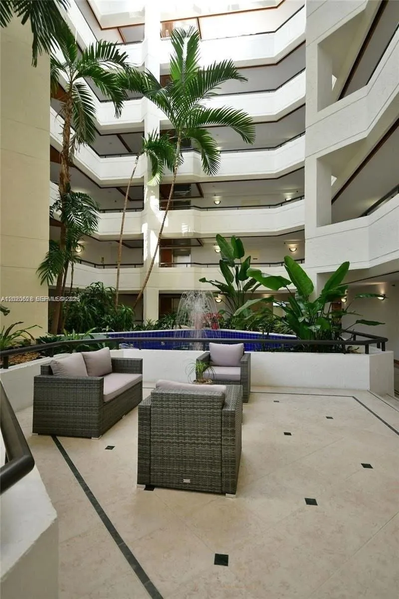 170 Ocean Lane Dr # 909, Key Biscayne FL 33149